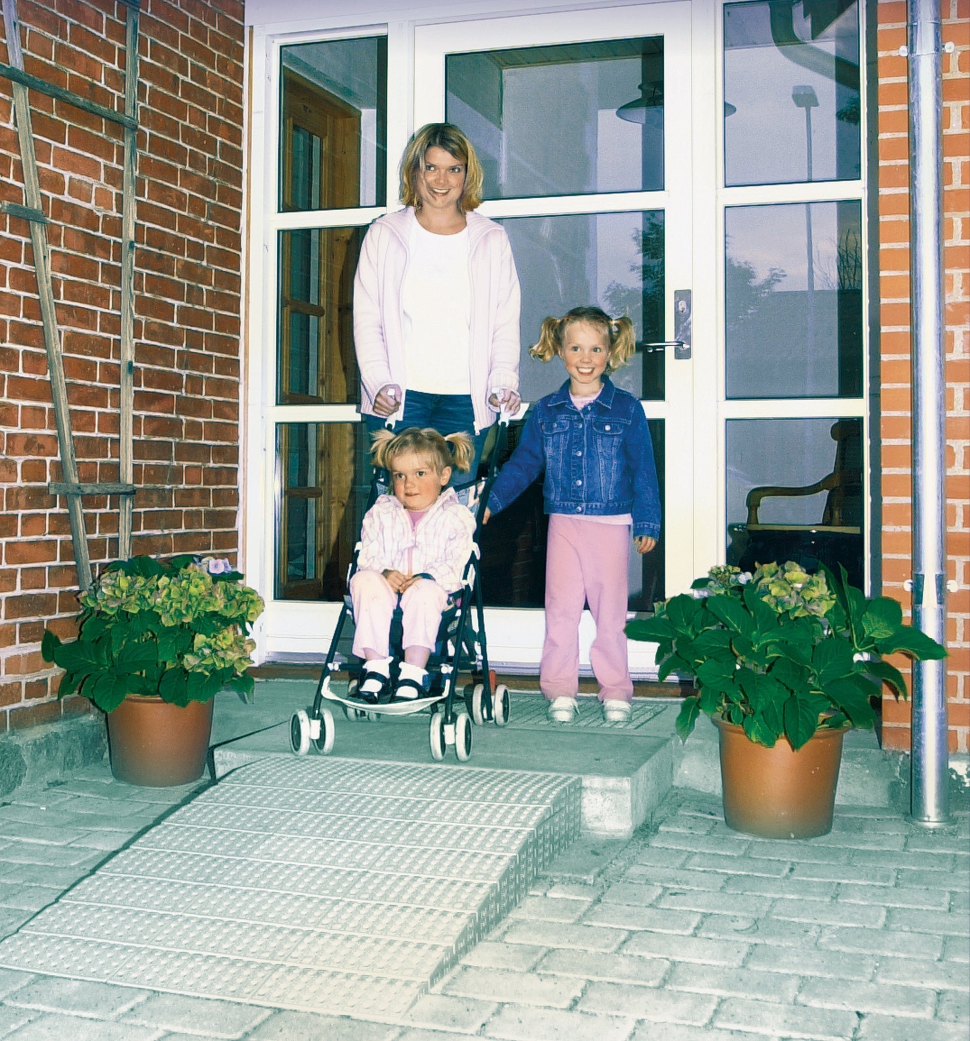 Stepless Excellent Ramp Kit 4 - Height 10,8 – 16,3 cm Ramp Guldmann Stepless