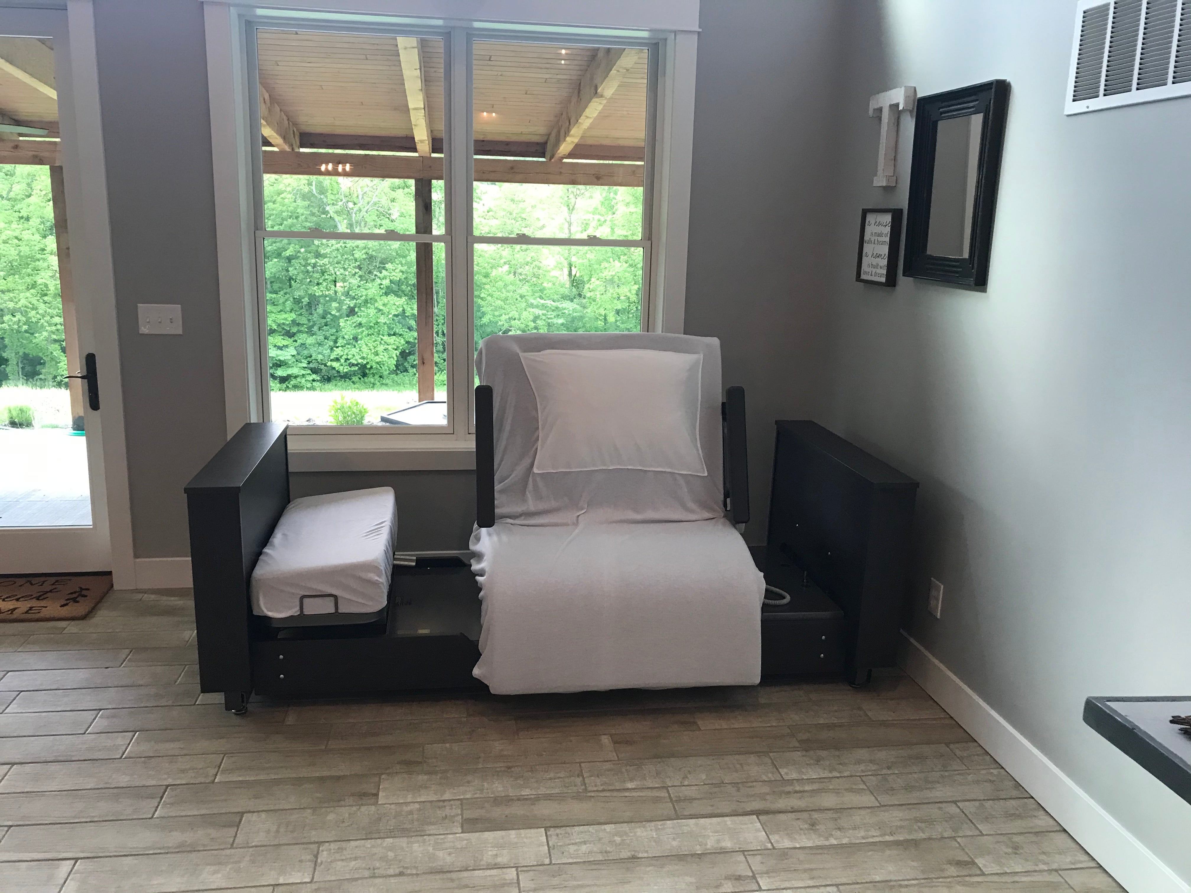Med-Mizer Deluxe ActiveCare Safeturn Hospital Bed Med-Mizer