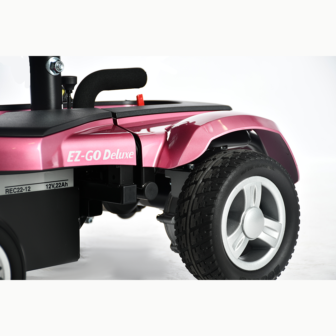 MERITS HEALTH EZ‐GO DELUXE POWER WHEELCHAIR Power wheelchairs Merits Health