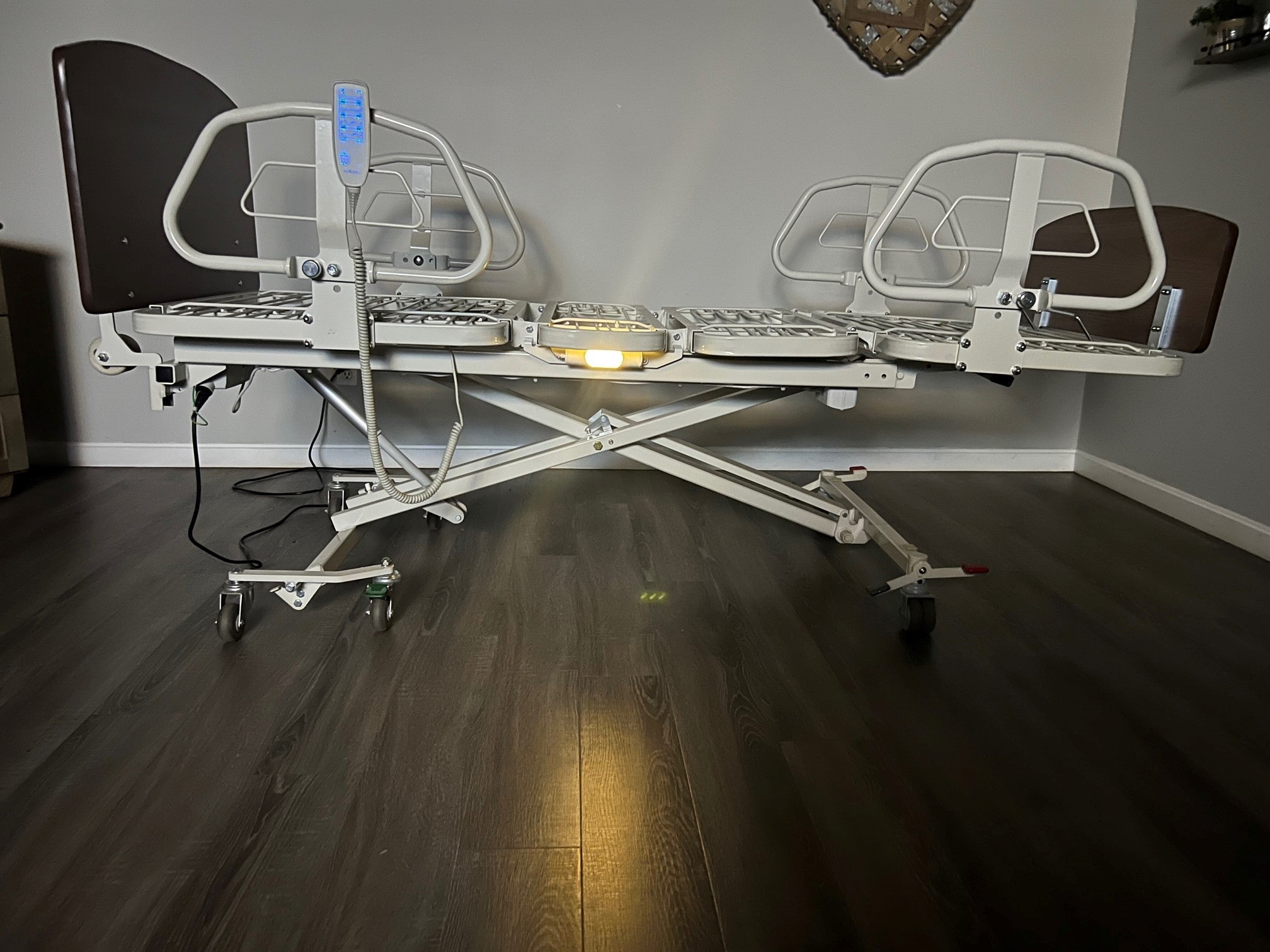 Med-Mizer RetractaBed Hi-Low Hospital Bed Med-Mizer