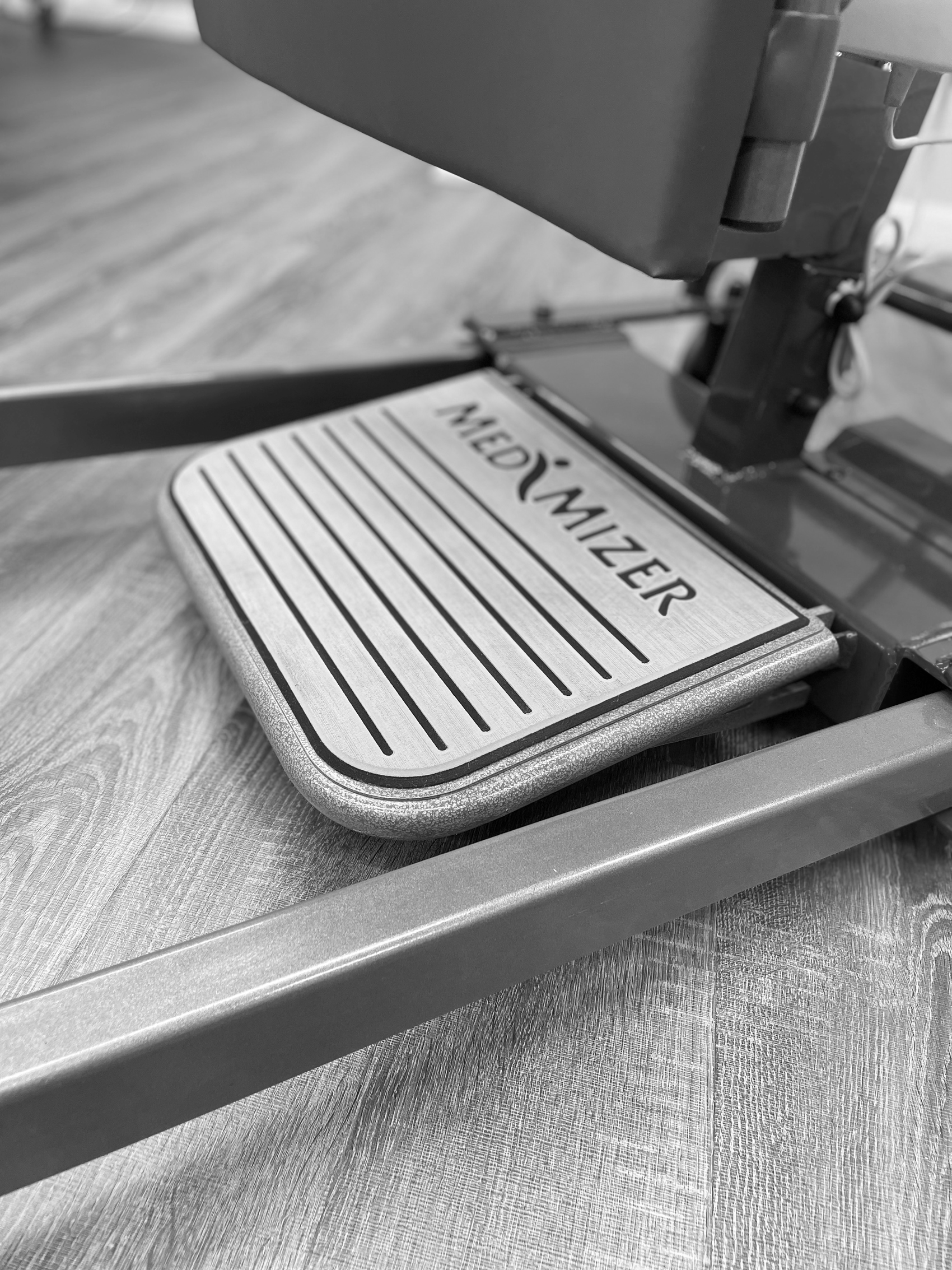 Med-Mizer Med Riser Flex Series Sit to Stand Patient Lift Med-Mizer