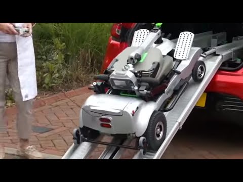 ComfyGo Quingo Flyte Mobility Scooter With MK2 Self Loading Ramp Mobility Scooter ComfyGo